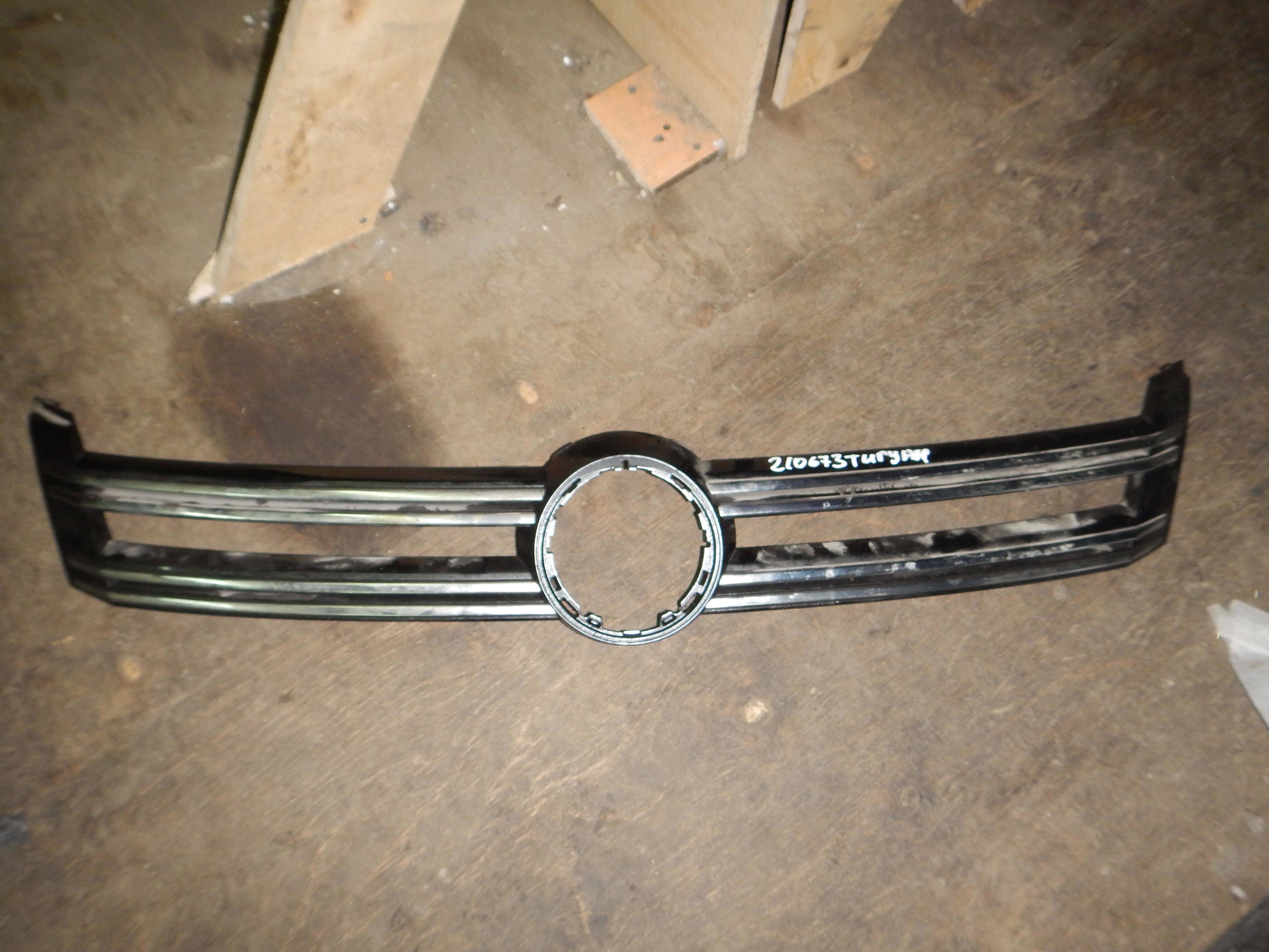 Накладки На Решетку Радиатора На Шаран Купить