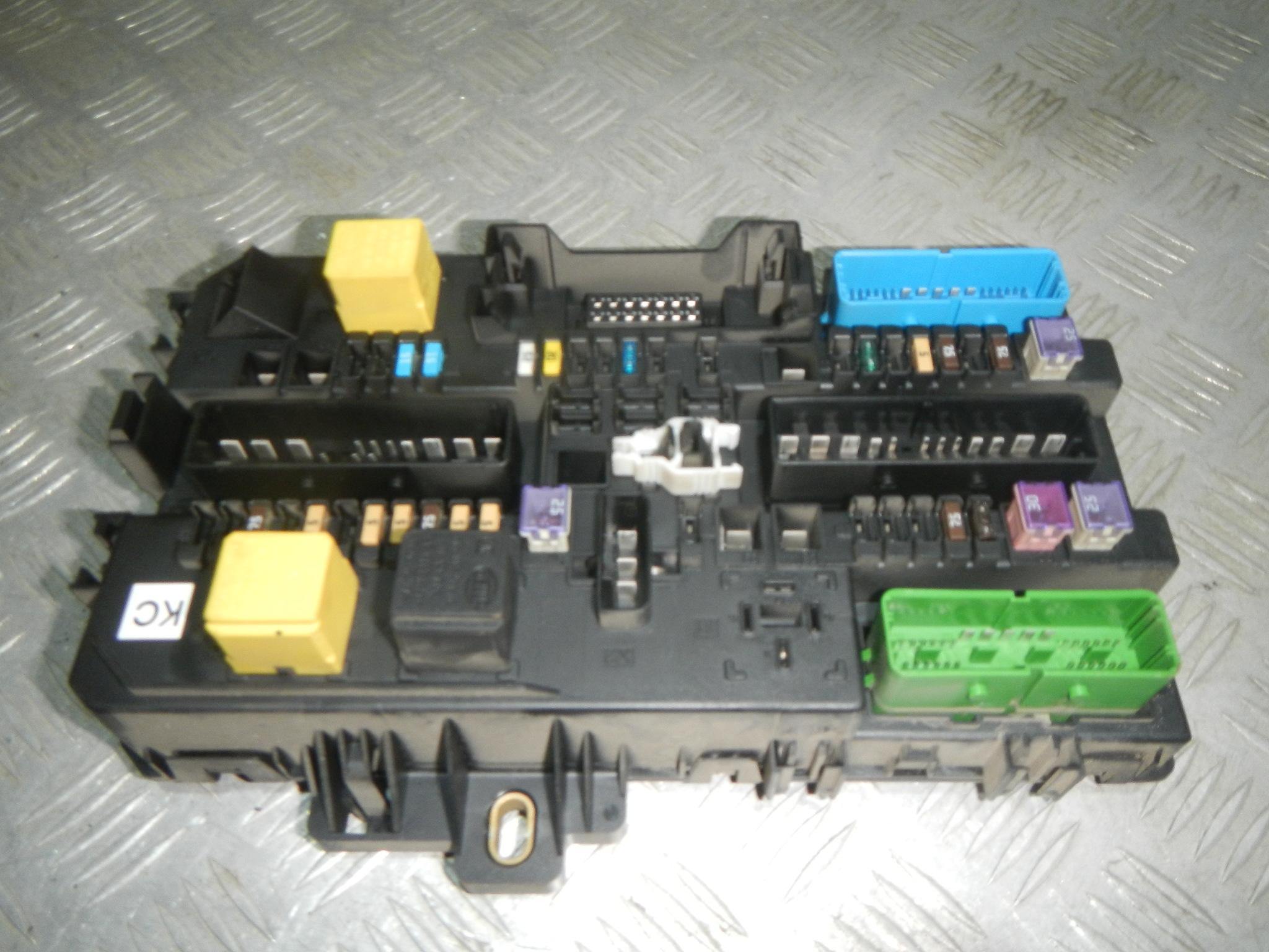 Схема предохранители opel astra h